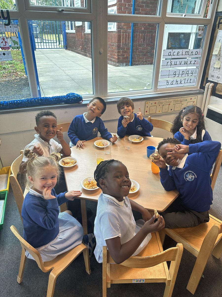 StAnnesSycamore's tweet photo. We celebrated our last full day of Reception with a class party full of treats, musical statues and lots and lots of dancing!! 🩵 look at those smiles! @StAnnesLiv https://t.co/PloBRH7iuA