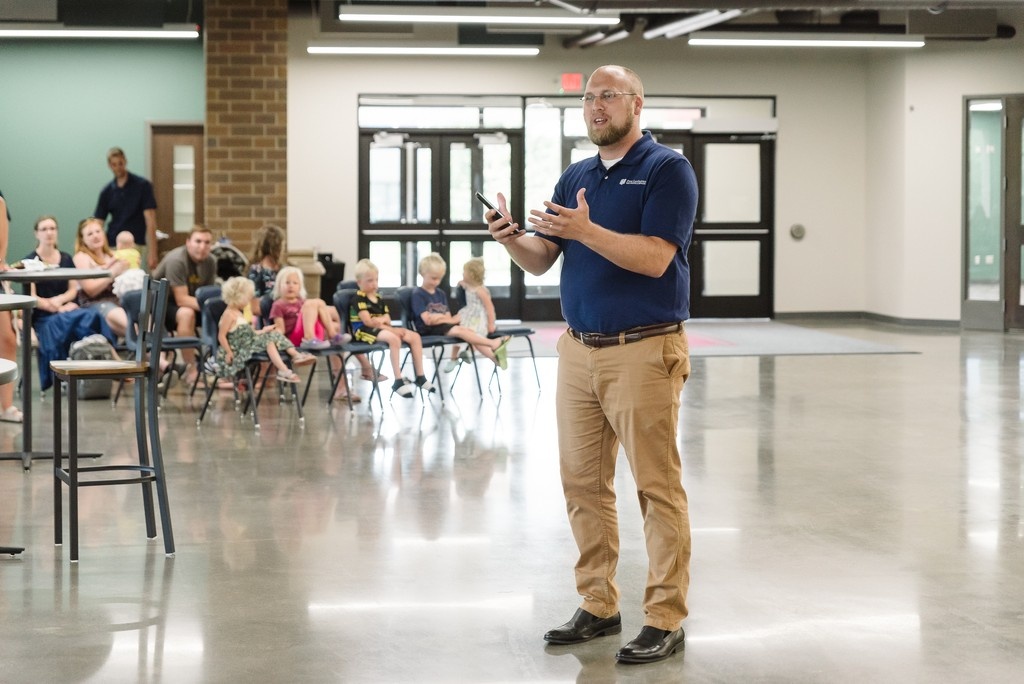 flbcalumni's tweet photo. The Alumni Association is hosting a picnic on the campus of FLBC! Come to the Student Life Center on July 27th at 6pm for a great time with local FLBC Alumni and friends! Pastor Nathan Olson will be leading the devotions that evening. Please RSVP here: https://t.co/2bElyuGplj https://t.co/Scczoigosr