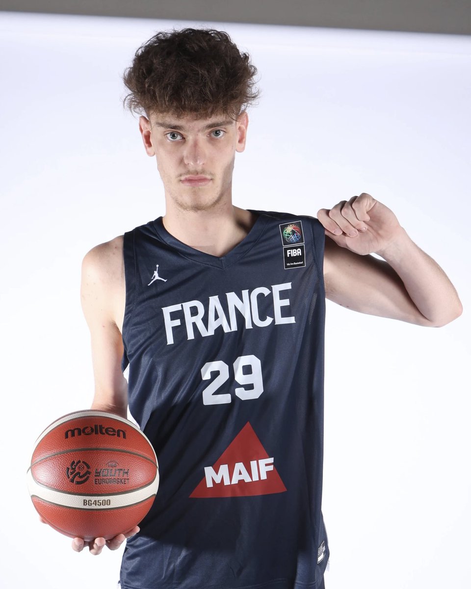 Dayton Basketball (@daytonmbb) on Twitter photo Amaël has 11 points and 2 rebounds in the first half of the <a href="/FIBA/">FIBA Basketball</a> U20 Quarterfinal game between France and Greece✈️🇫🇷
Be sure to tune in for the 2nd half ➡️ youtube.com/watch?v=JSxYii… Amaël has 11 points and 2 rebounds in the first half of the <a href="/FIBA/">FIBA Basketball</a> U20 Quarterfinal game between France and Greece✈️🇫🇷
Be sure to tune in for the 2nd half ➡️ youtube.com/watch?v=JSxYii…