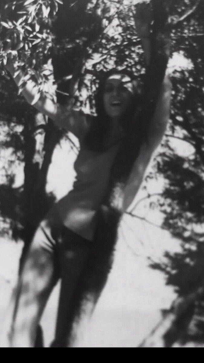 Tbt varmış dediler, kambersiz düğün olur mu?
1970 lerden bir anı Büyükada dilburnu,
ee bir zamanlar biz de gençtik 😂😂
siyah beyaz challenge