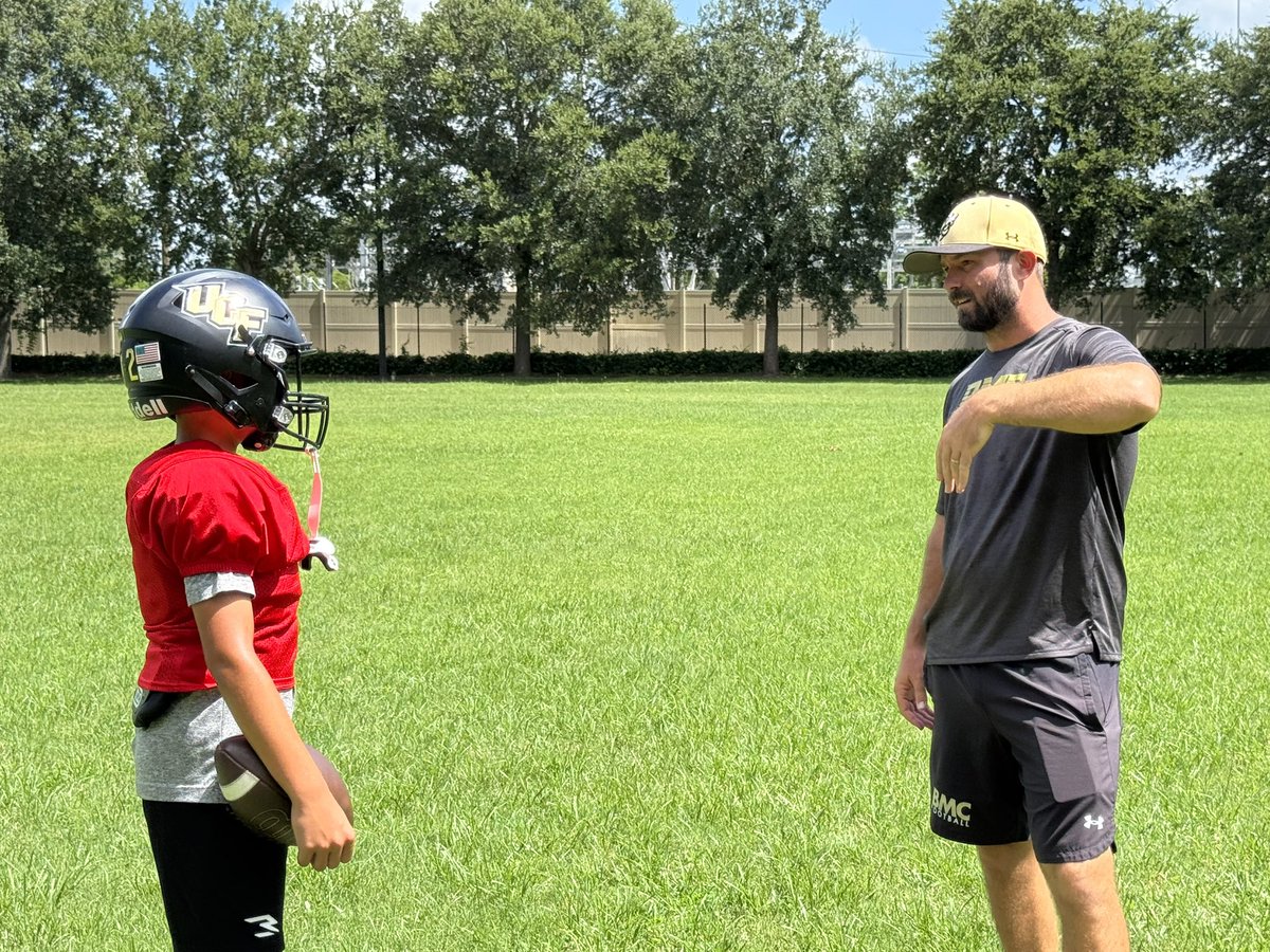 miles_flash's tweet image. Thanks @qbslack12 for the work. Feels weird being back in pads….