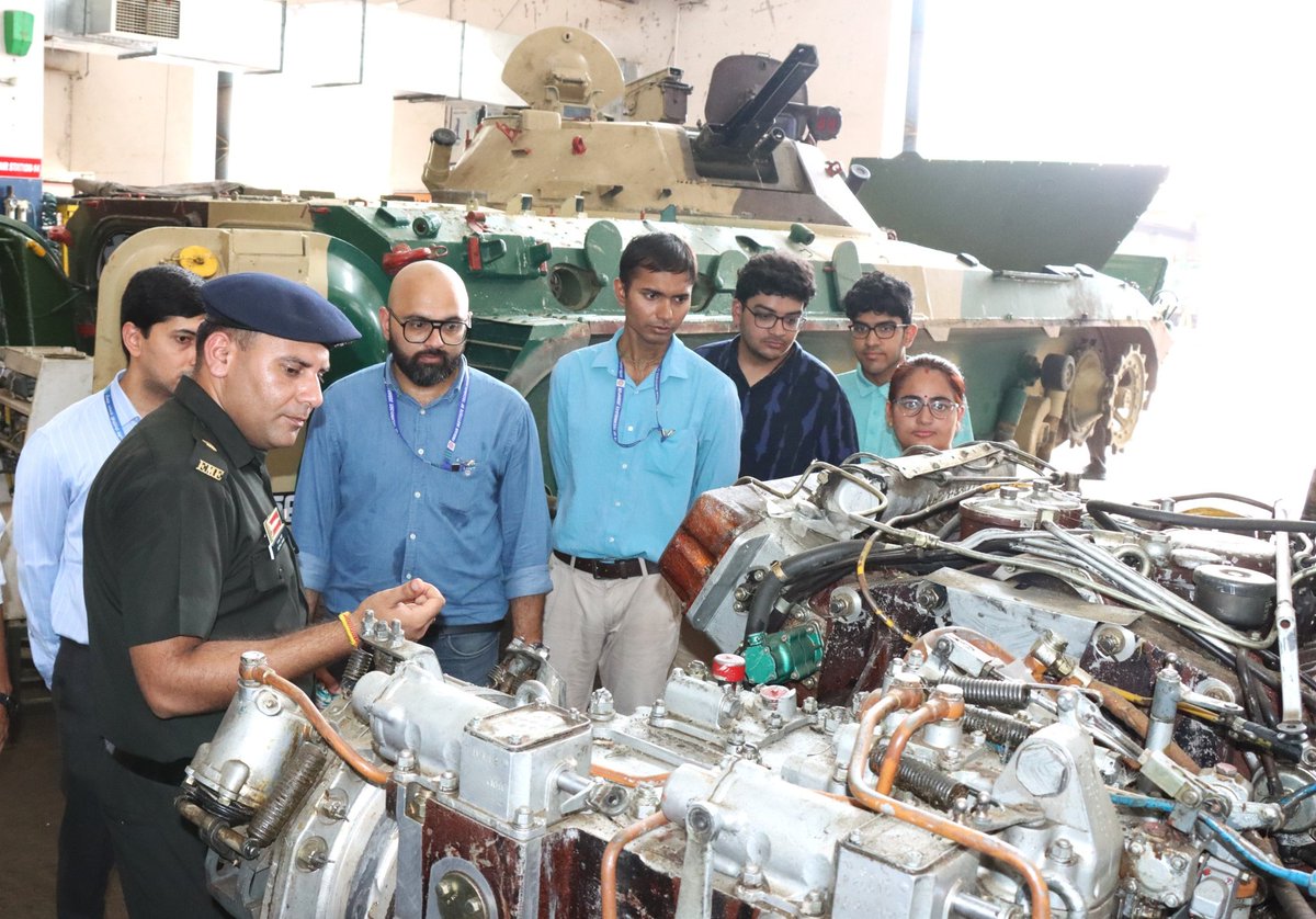 KonarkCorps's tweet image. Field Trip of #IITJodhpur faculty to 12 Corps Zone Workshop was organised to synergise niche technology absorption &amp;amp; identify areas of collaboration in #DroneTechnology, #AdditiveManufacturing &amp;amp; #AI to enhance #OpReadiness of #IndianArmy. 

#TechInfusion
#Atmanirbharta
@adgpi