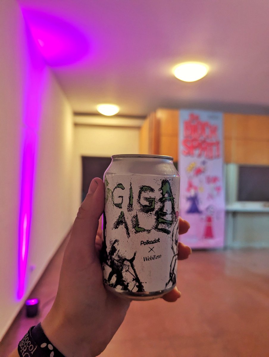 byteboro's tweet image. feeling pretty giga at the web3 summit

powered by polkadot and webzero with ❤️ and 🍻