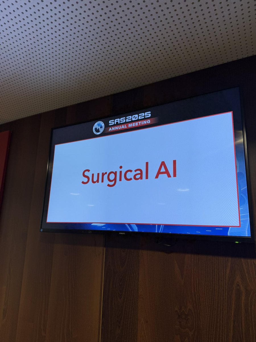 AjhungMD's tweet image. Amazing day of robotic surgery and AI at #SRS25.
A privilege to co-chair the event with Filippo Filicori (AI2M)
Takeaways:
💡Tons of AI technological innovation already here
💡Surgeons are craving a data-driven approach to improving patient outcomes
💡Surgical AI will only…