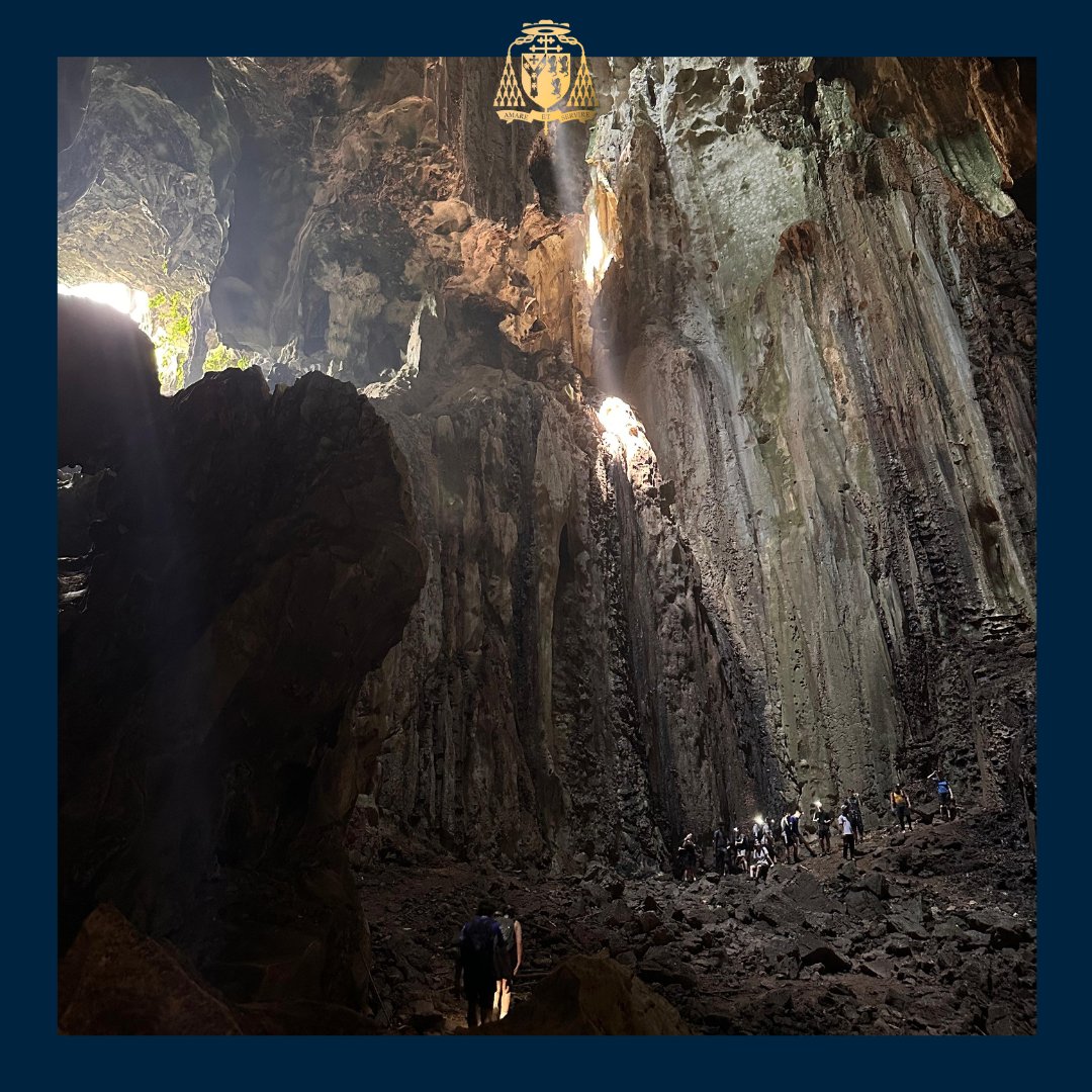 CardinalVaughan's tweet image. On Tuesday 15 July, the World Challenge pupils finished the community initiative part of their expedition. This included building footpaths to a popular tourist destination, caving, a traditional cooking lesson from villagers and football fixture against the local team.