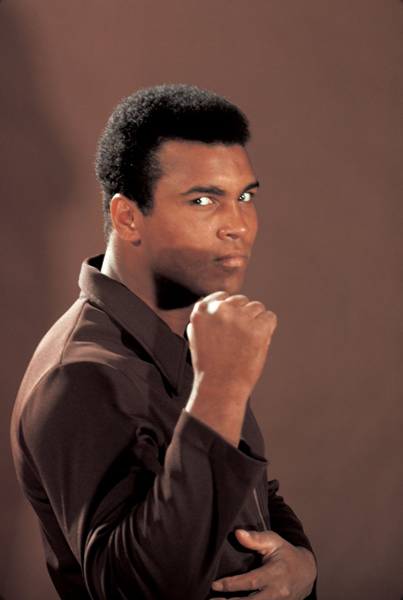 MuhammadAli's tweet image. Muhammad Ali during a photo shoot in Houston, Texas.
📸: @LeiferNeil
#MuhammadAli #Icon #NeilLeifer #Photography #Houston #Texas #Photoshoot