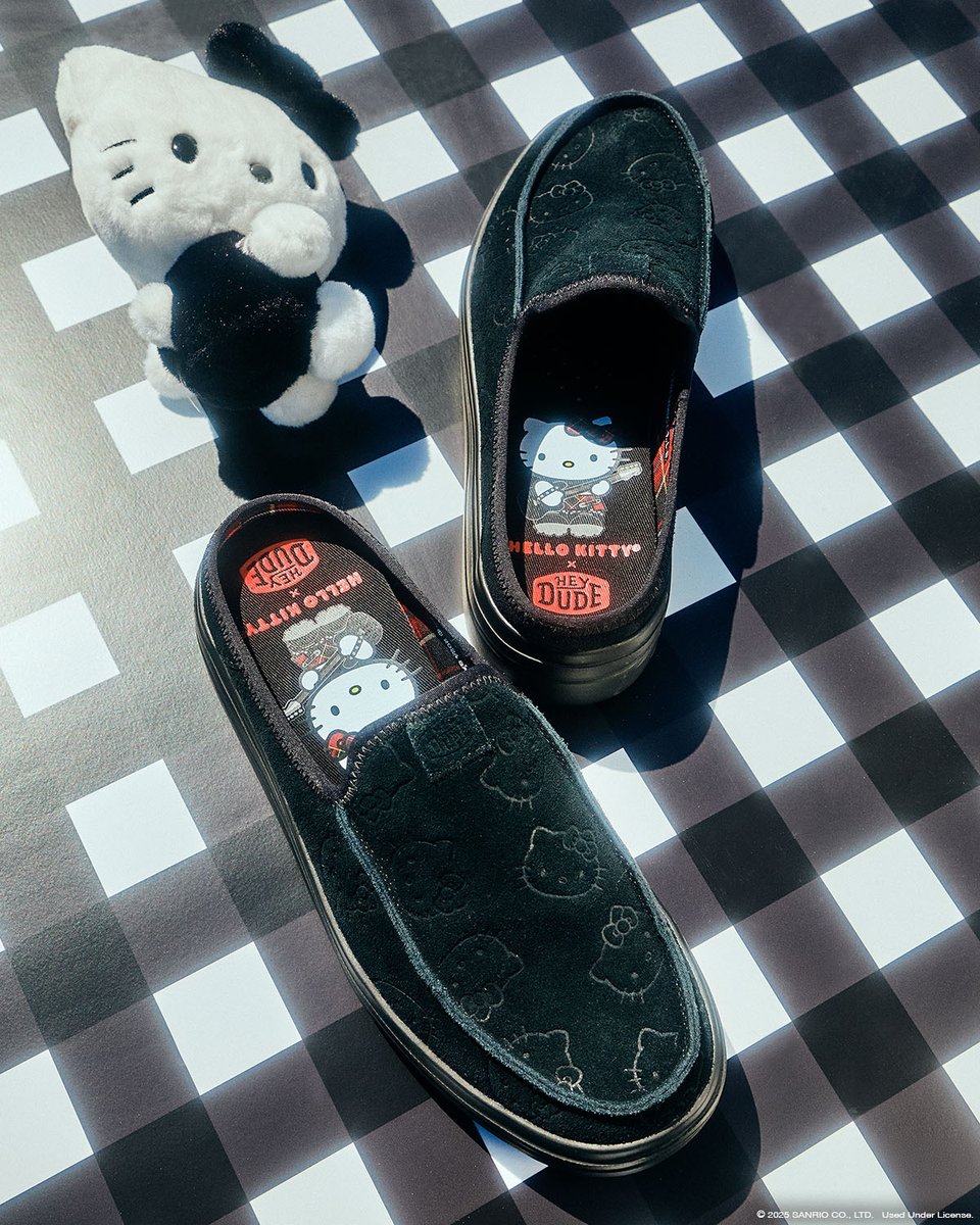 hellokitty's tweet image. Comfy and supercute π New @heydudeshoes are available now! bit.ly/3Iyr4W0