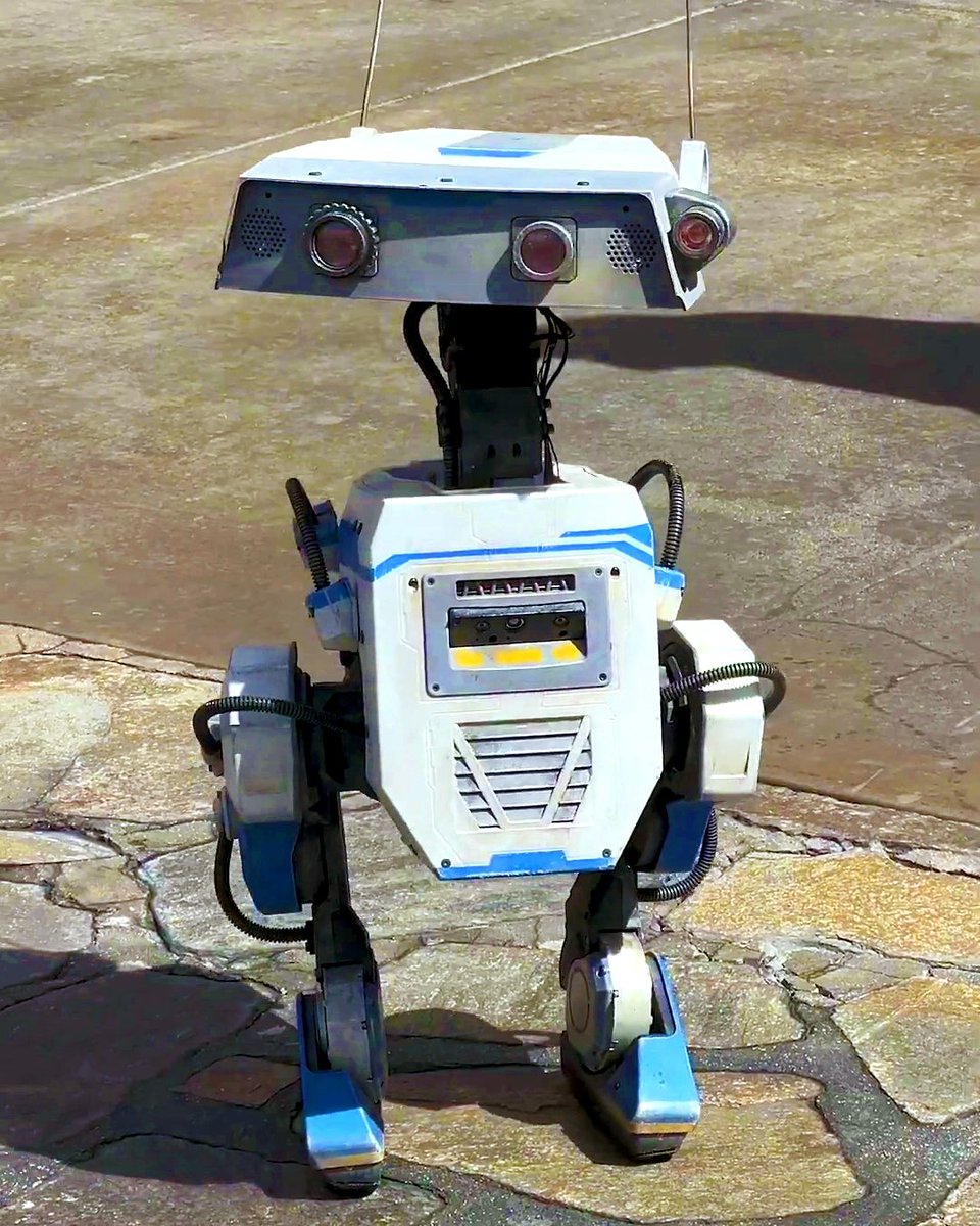 StarWars_Direct's tweet image. THE MANDALORIAN & GROGU is confirmed to have filmed with practical BDX droids!
Here's why this is such a big deal for #StarWars fans: thedirect.com/article/star-w…