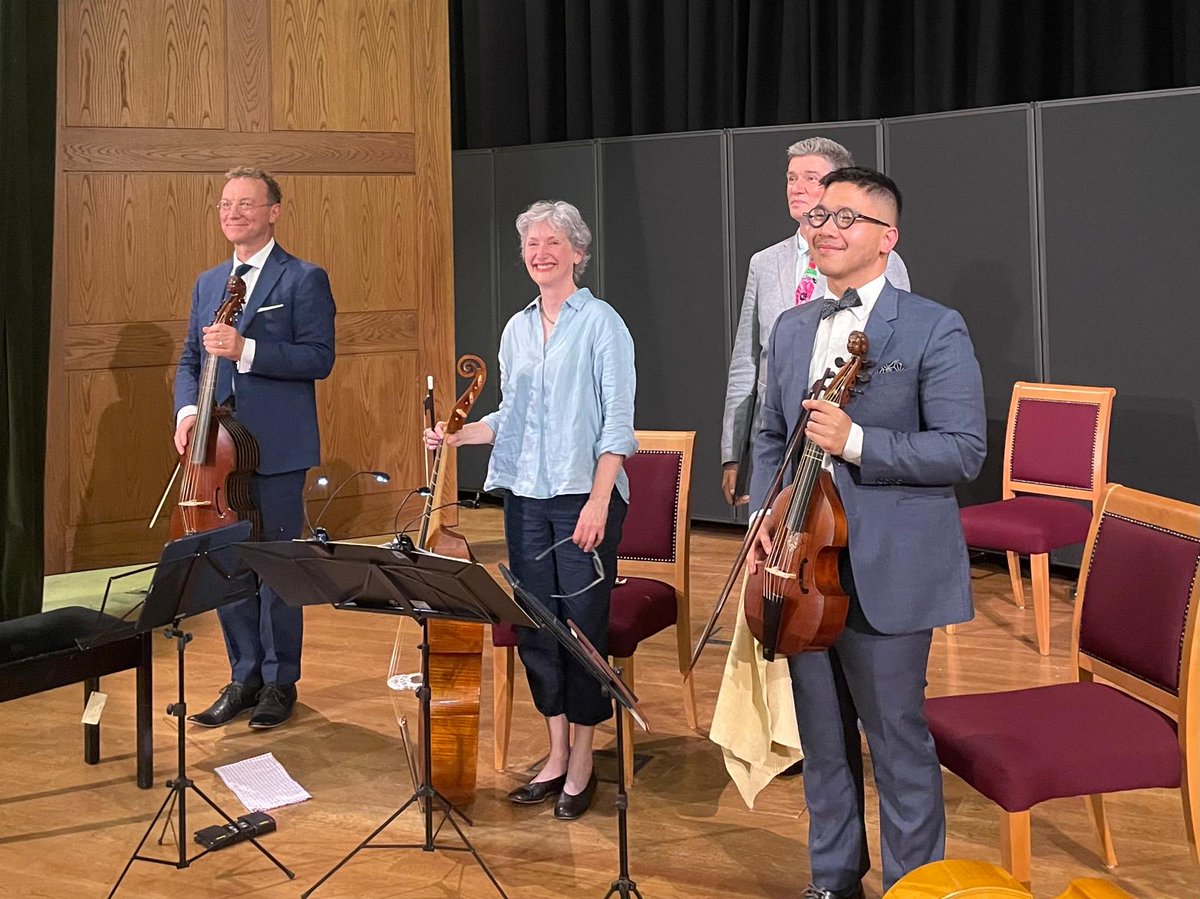 ContinuoFndn's tweet image. Thank you SO much to everybody who braved the scorching July sun to attend our Early Music Day at @artsfestoxford on Saturday ❤️
@linarolconsort, @ensemblebellot, and @NickRKenyon were all brilliant 🫶 Thanks to @M_Castelletti for putting on such a brilliant festival 🙌