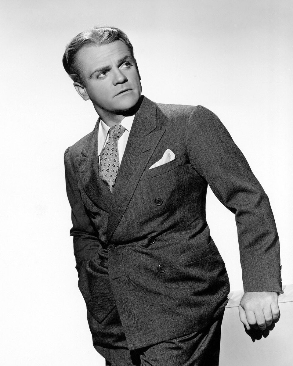sagaftra's tweet image. Join us in celebrating the late James Cagney, who was #BOTD in 1899! This legendary #SagAftraMember was an actor & dancer best known for his roles in 'The Public Enemy' & 'Yankee Doodle Dandy.' Cagney was the 6th president of SAG & received the SAG Life Achievement Award in 1977.