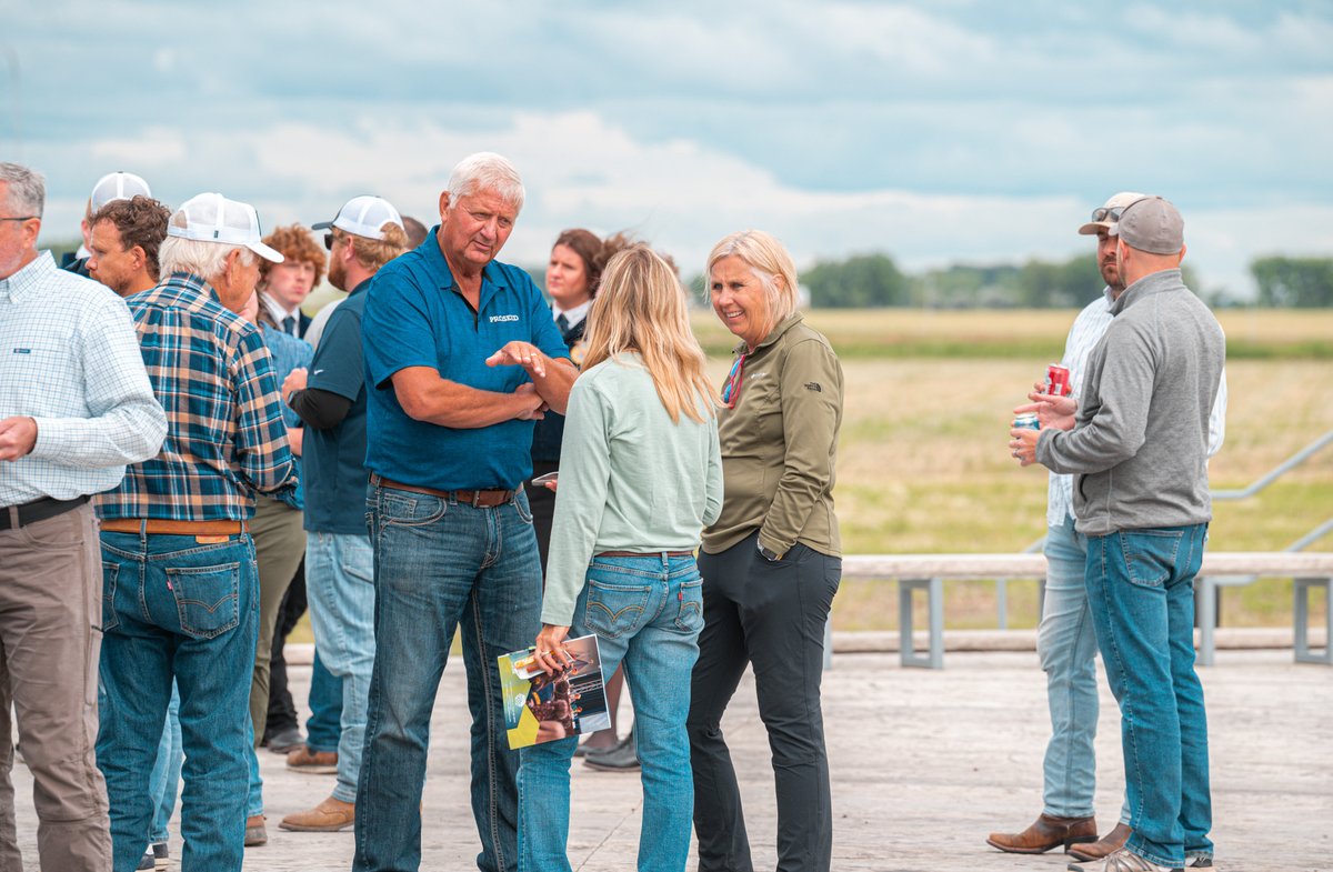 TheGrandFarm's tweet image. We couldn’t have asked for a better Field Day at the Innovation Campus 🌾 Huge thanks to @AnheuserBusch, our partners, @pivotbio, @KWS_Group, @ADMAgriculture, and all of our startups and attendees who joined us. Ag moves forward when we show up and stay curious!