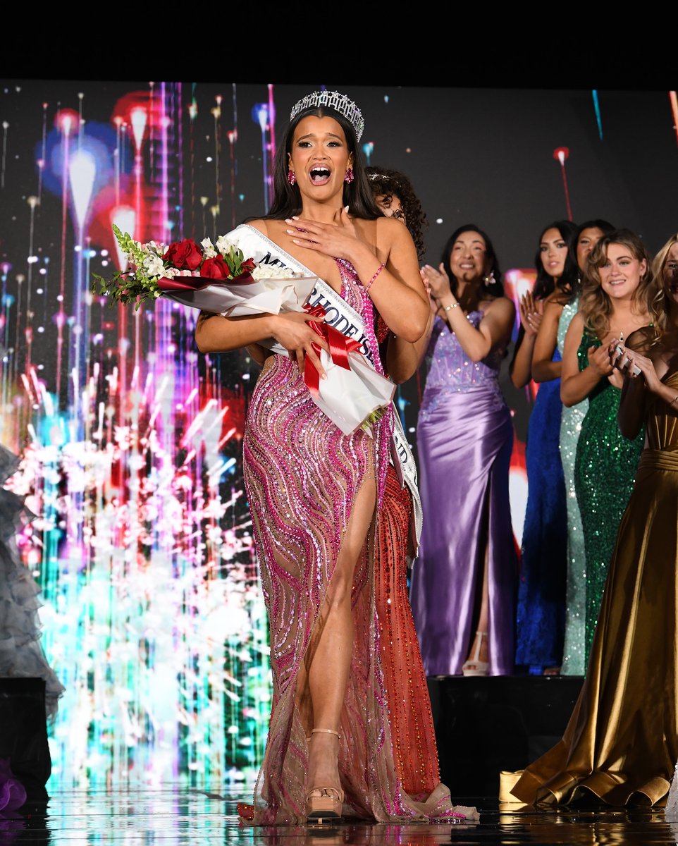 BrownUnivHealth's tweet image. Please join us in congratulating Brianna Vega, a registered nurse with Brown Health Medical Group Obstetrics and Gynecology and recently crowned Miss Rhode Island USA! Learn more about Brianna's journey: brownhealth.org/about-brown-un… Pageant photos @DanGagnonPhoto