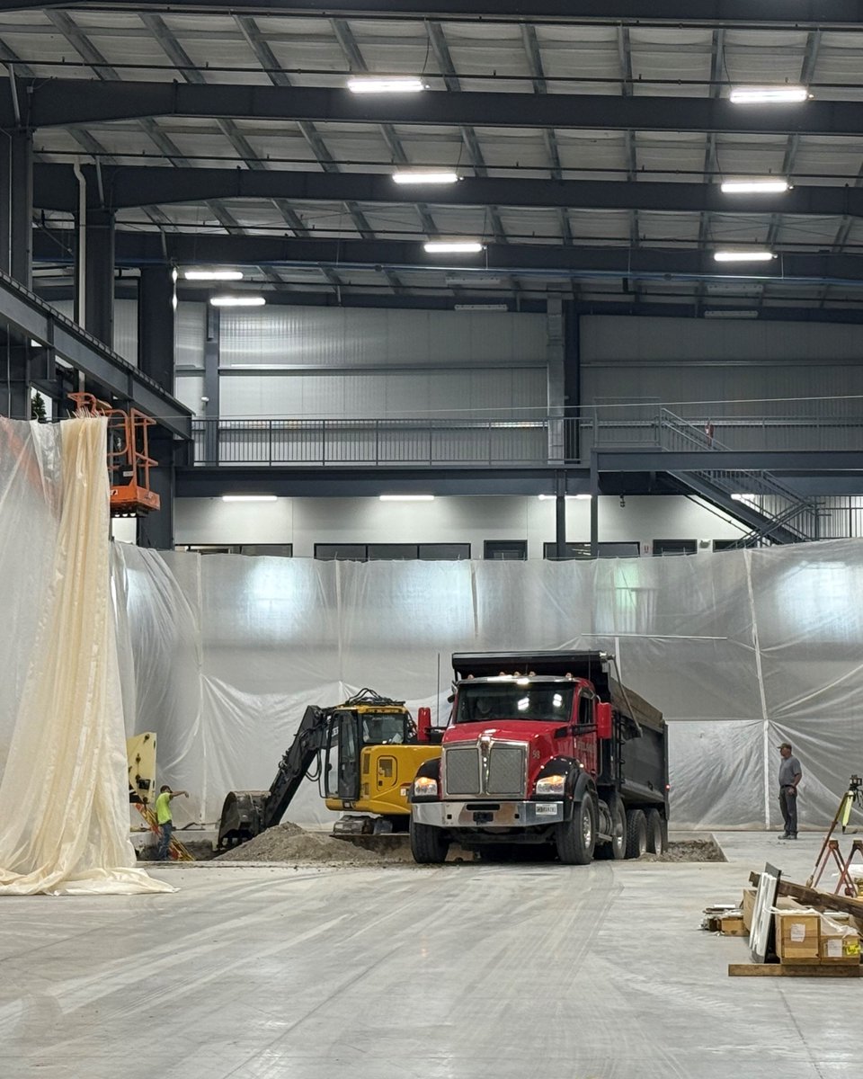 Major Tool & Machine tweet media