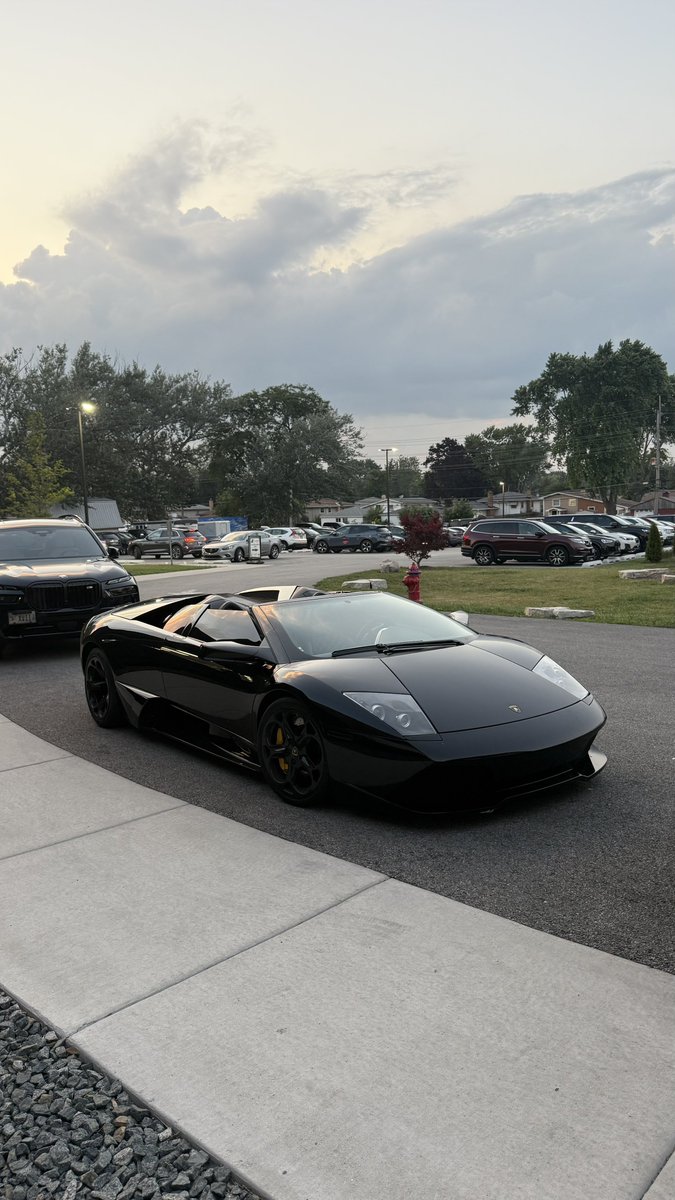 notcamcasey's tweet photo. POV: you were rich in 2004 https://t.co/r9m6qej5Pu