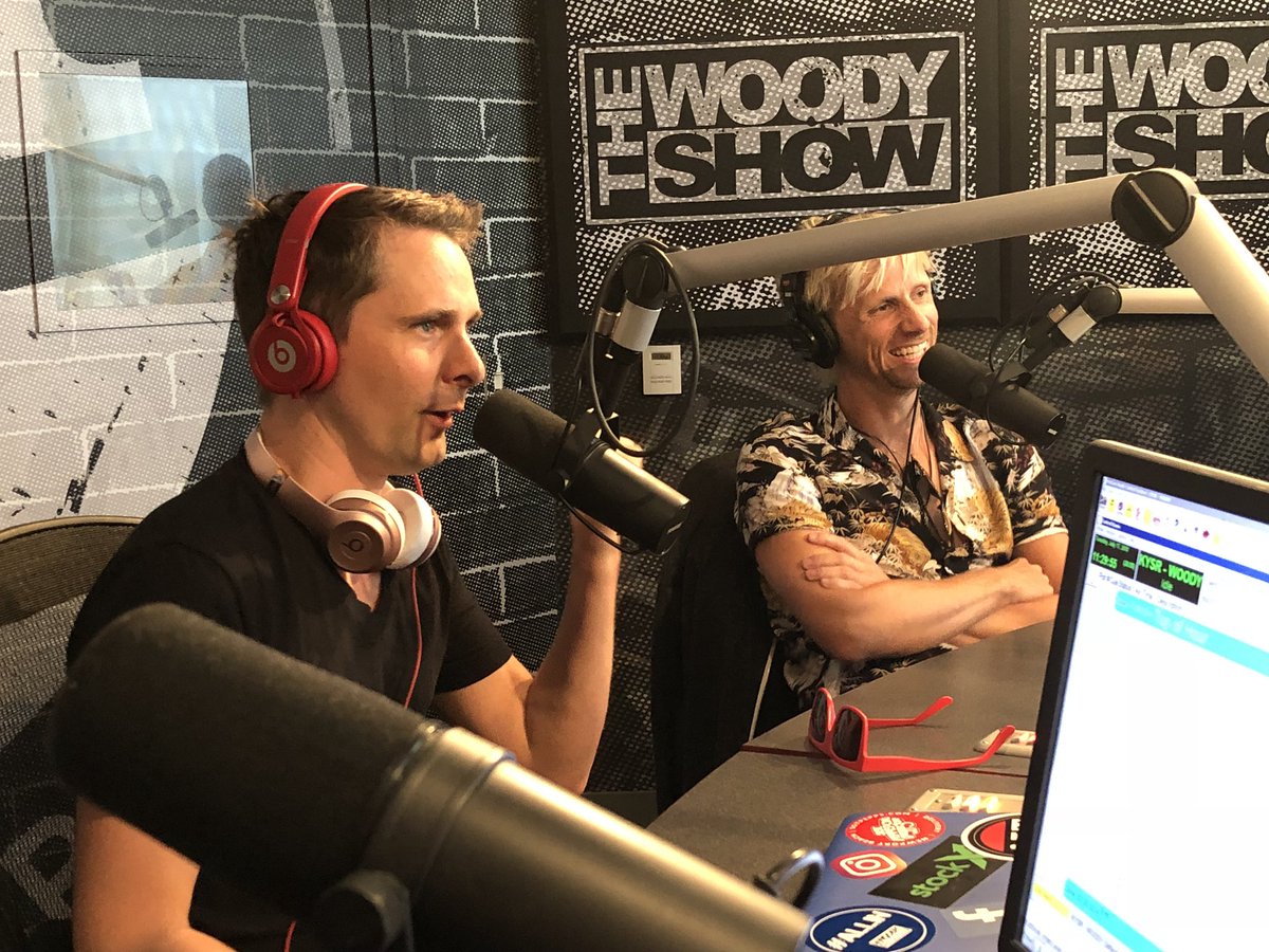 maria_nero's tweet image. Jul 17 2018 #MuseHistory Matt & Dom were at @alt987fm in the morning for an interview.