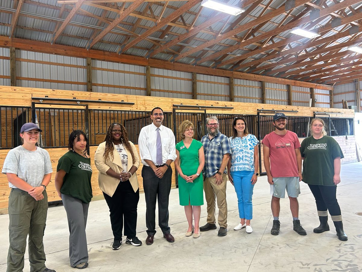 SenatorLeaWebb's tweet image. It was a privilege to be part of the SUNY Reconnect roundtable at Tompkins Cortland Community College (TC3) with SUNY Chancellor King. I’m excited to highlight the SUNY Reconnect program, which will be funded through the NYS FY 2026 Budget.
