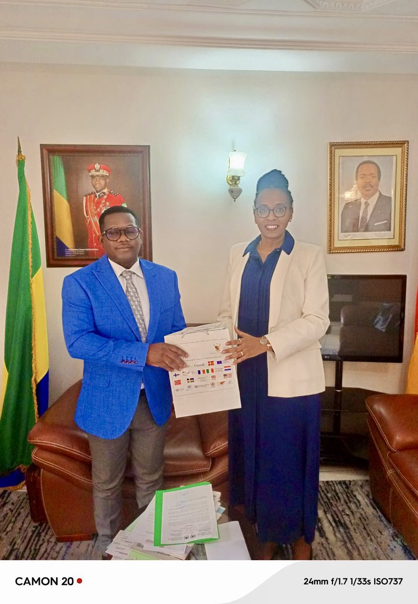 MuhimpunduYve's tweet image. Honoured to meet H.E. Anthony Minko Milame, Gabon’s High Commissioner to Cameroon.
We reaffirmed our shared commitment to refugee protection & regional cooperation.
Grateful for Gabon’s leadership in inclusion & for supporting refugee biometric passports
#RefugeeProtection