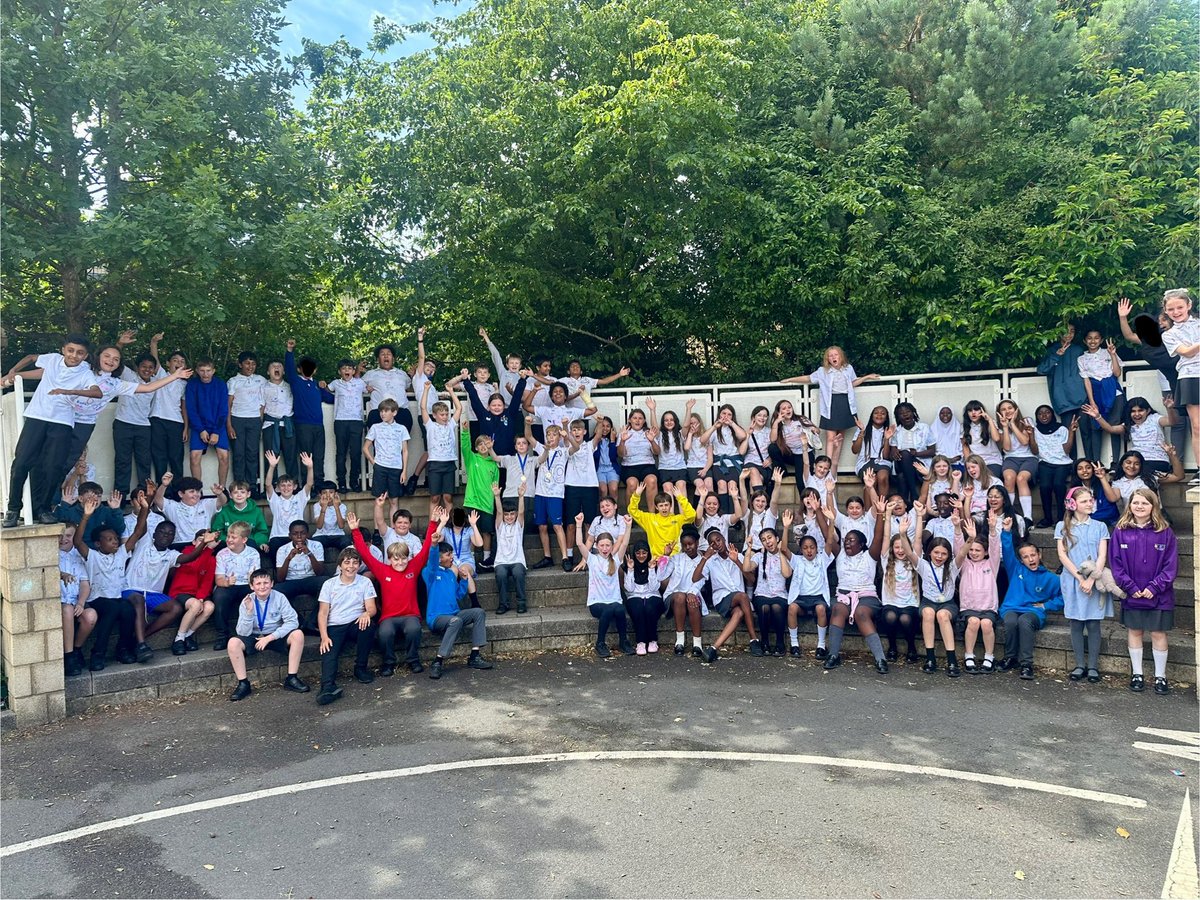 Mr Johnson tweet media