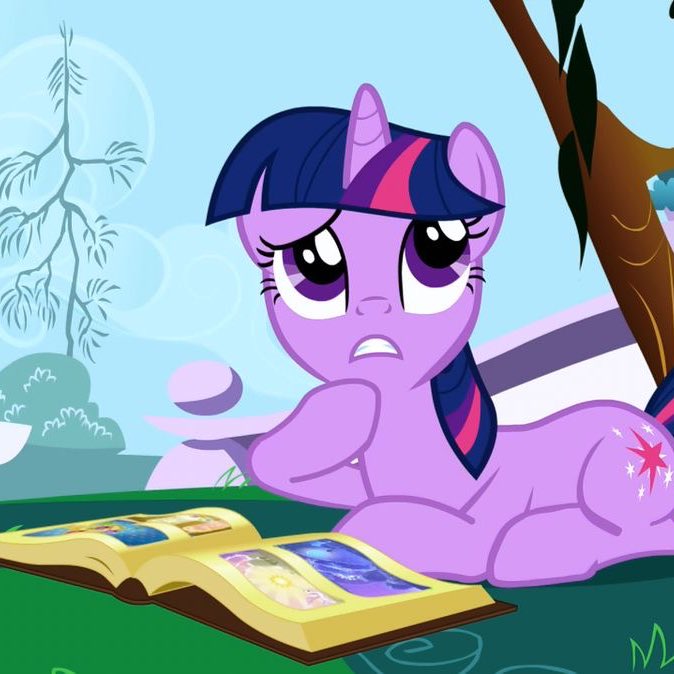 archivedponies's tweet image. twilight and her books ✨📚