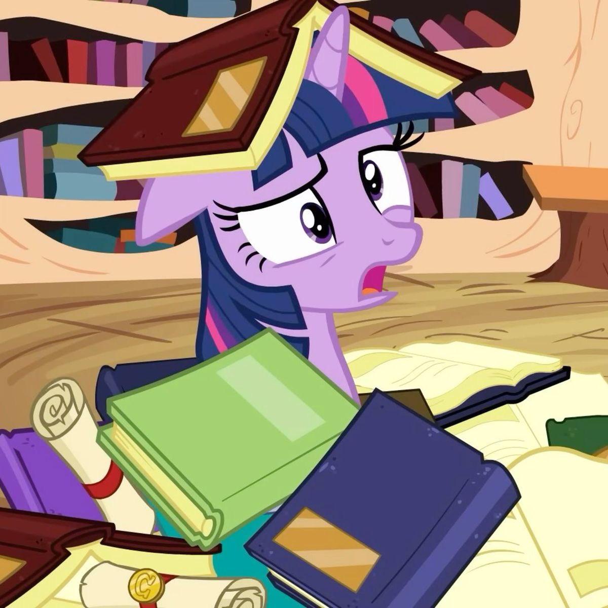 archivedponies's tweet image. twilight and her books ✨📚
