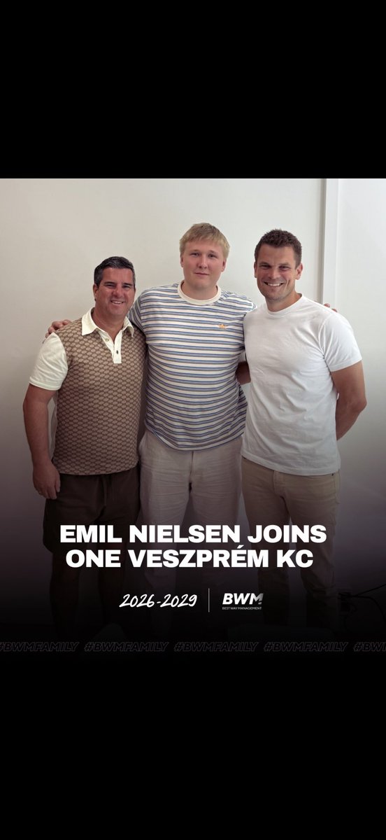 Fra Aarhus til Veszprem. Fantastisk rejse, som har budt på så meget 🤩 Længe leve drømmene og Hajra Veszprem! Tak <a href="/emilnielsen971/">Emil Nielsen</a> 😍