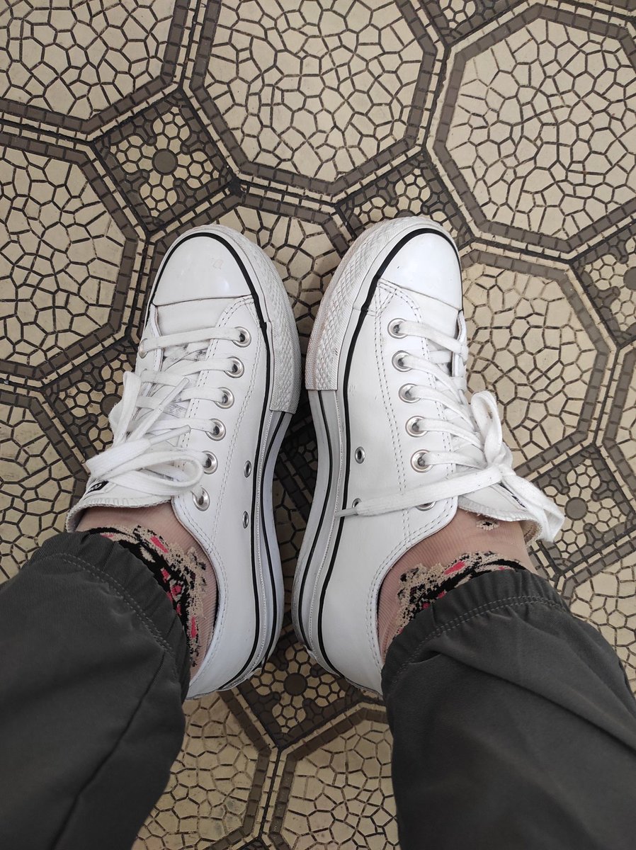 Svému oblíbenému online otrokovi Jaromírovi onošuji ponožtičky, pokud máš taky zájem, napiš 🤗👣.