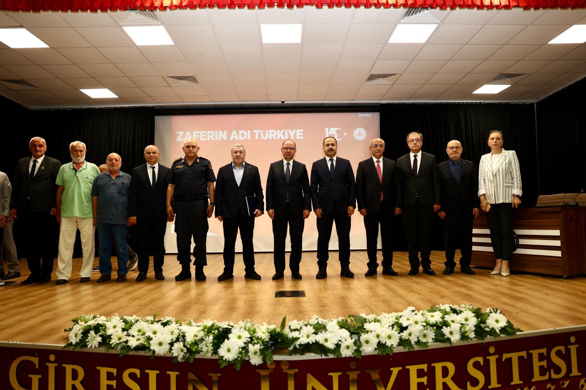 15 Temmuz Demokrasi ve Millî Birlik Günü etkinlikleri kapsamında, Giresun Üniversitemizde düzenlenen ve Emniyet Genel Müdür Yardımcısı Doç. Dr. Mustafa Çalışkan’ın konuşmacı olarak katıldığı “Zaferin Adı: Türkiye” konulu konferansa iştirak ettik.

Kendilerine teşekkür ediyoruz.