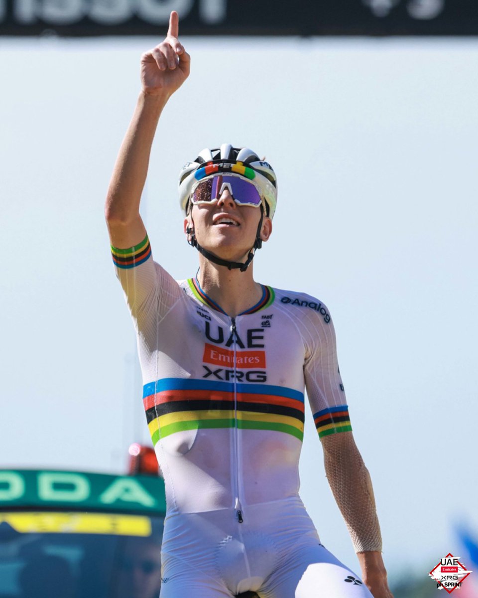 “I think this stage can go for Samuele, and to all his family.

“I was thinking about him in the last kilometre and how tough this sport can be.”

A fitting tribute to Samuele Privitera at the #TDF2025 

All our thoughts are with his friends and family at this difficult time ❤️