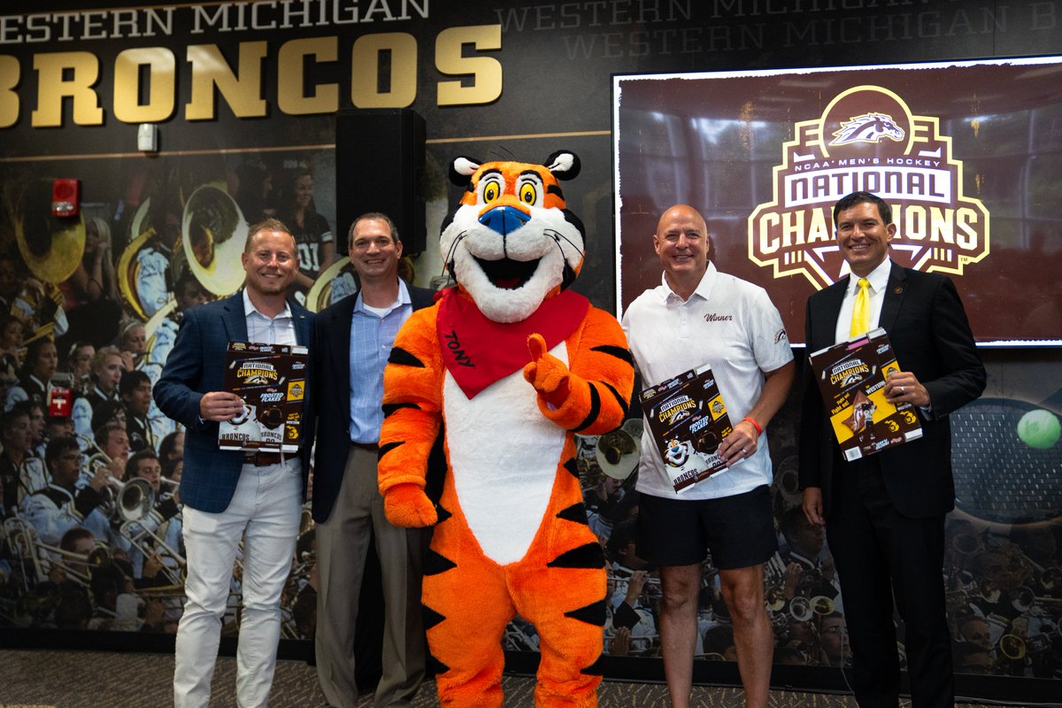 WMUBroncos's tweet image. Started the day right with a Kellogg's breakfast๐๐ฅฃ
#BroncosReign