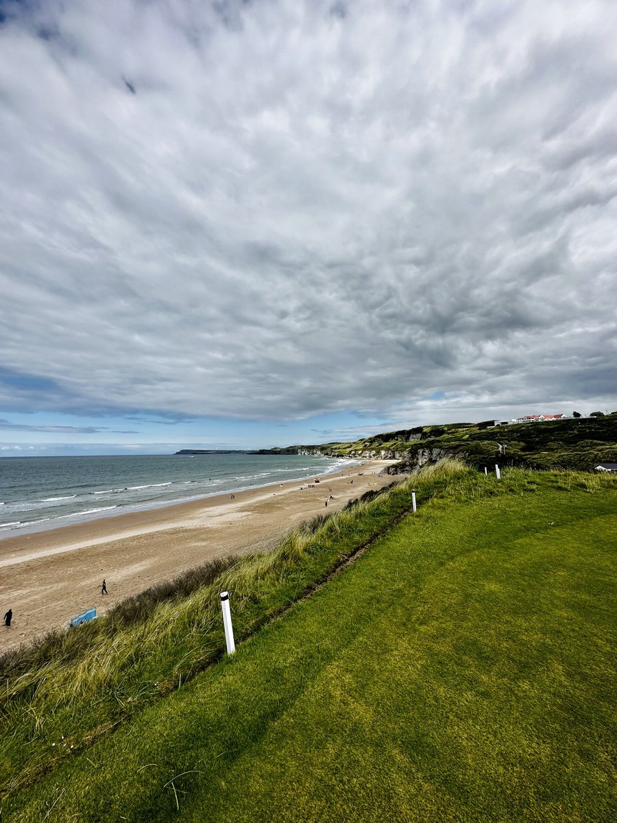 makethatVJsingh's tweet image. Open Week Throwback Thursday: 

A couple of summers ago at Portrush— my favorite links course I&apos;ve played, other than RCD. Perfectly routed through massive dunes out to the ocean and back.

#5 green (1st/2nd pic) is one of the best places to stand on any golf course in the UK.