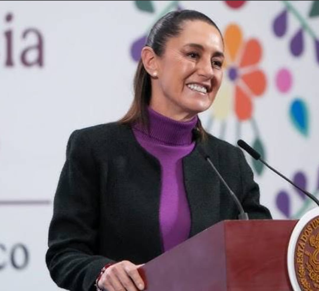 JorgeTaddeiB's tweet image. La presidenta @Claudiashein muestra profundo conocimiento de la situación eléctrica nacional. Importante para el desarrollo social y económico.
Que bien que CFE oriente las políticas al respecto.
En Sonora muy beneficiados por el subsidio o inversión social.
Y sí, la valentía…