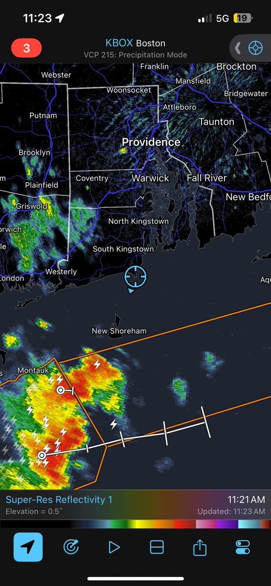 Danbury_WX's tweet image. I’ve escaped to Narragansett for a few days. Had to try to get a glimpse of this strong storm offshore though. 😂