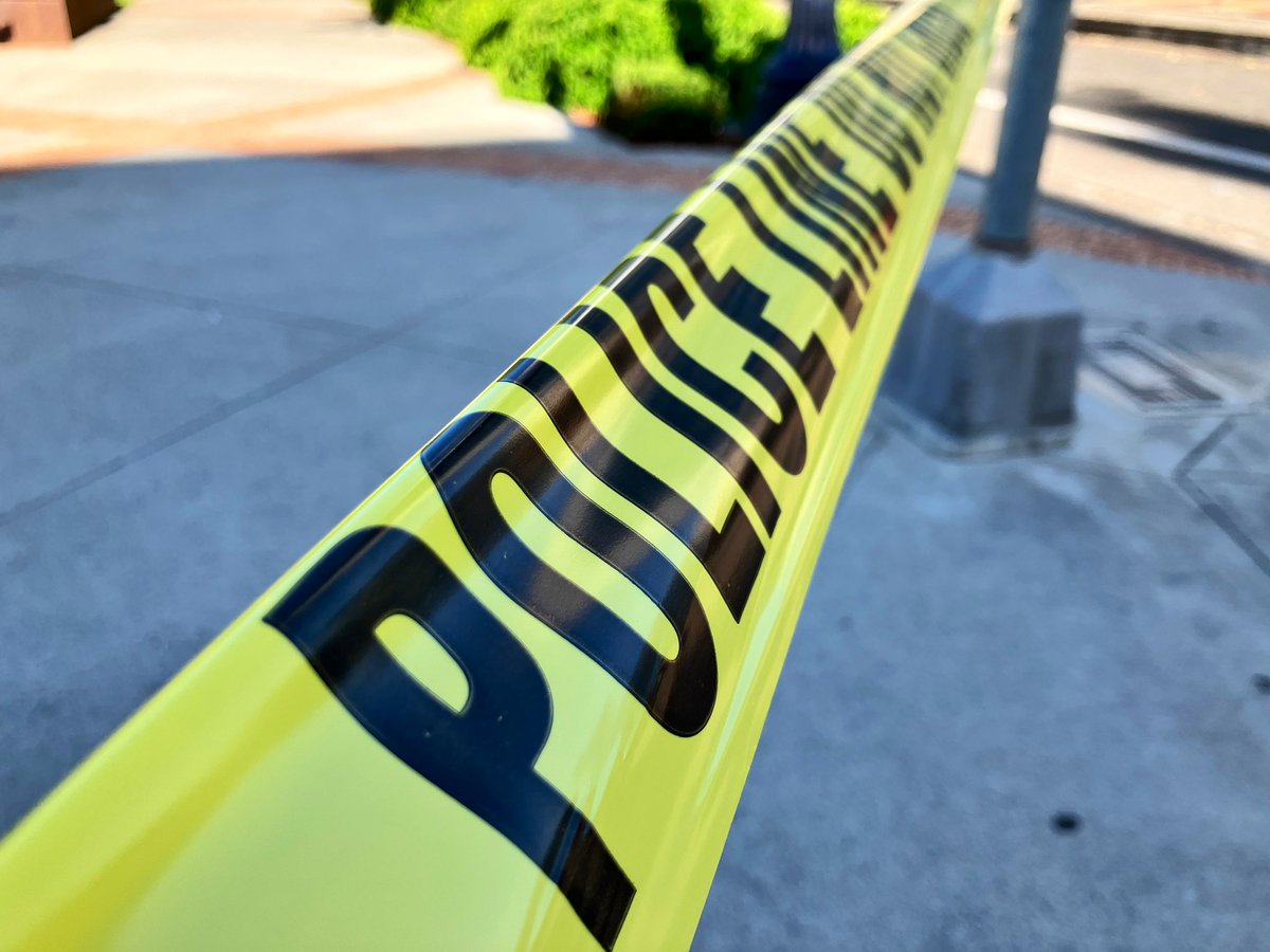 HAPPENING NOW:  police investigating an assault at the Convention Center MAX stop in #Portland that left one person with life-threatening injuries.  A man was detained at the scene.  NE Holladay is CLOSED between NE MLK blvd &amp; NE 2nd. Stay with <a href="/KATUNews/">KATU News</a> for info #LiveOnK2