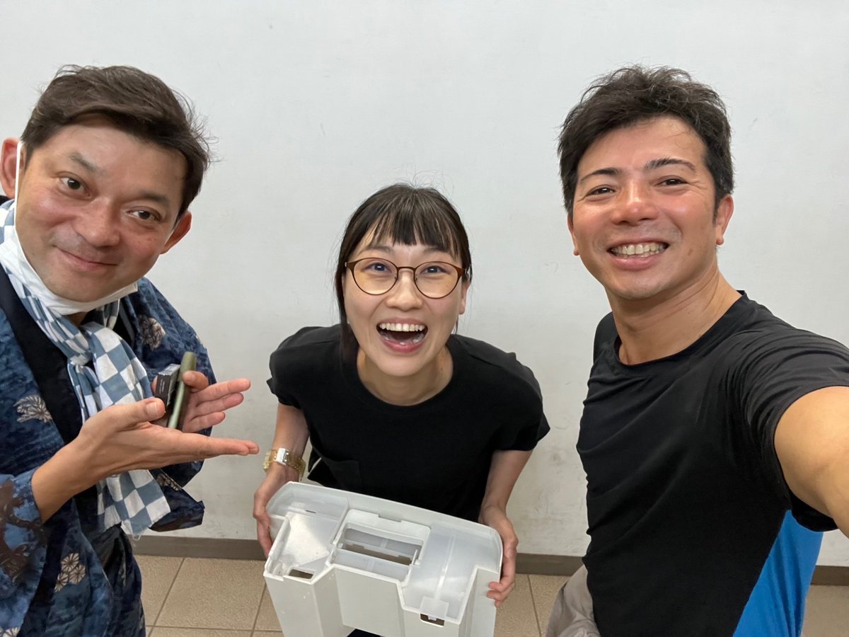 FujiwaraTamae's tweet photo. おはようございます🌞

#たまプロ本多 稽古も残すところあと3日！！！
昨日はカーテンコールの動きも決まり初通しもやってボリューミーな1日でしたん。でも楽しかった！

本番ドン被りの熊さんから稽古場差し入れがあったり、お向かいさんで稽古しているじゅんじとKいちさんに会ったり、急遽たかえちゃんがお手伝いしてくれたり。

何だが凄く幸せな稽古期間です。

終わるのがとても寂しい。
この3ヶ月怒涛だったもんなあ…

兎にも角にも客席満席にして全力で楽しませます！！！
とにかく観にきて！！

ーーーーー

皆様のお陰で藤原たまえプロデュースは
7月《本多劇場》で公演を行う事になりました！

決してこれがゴールではございませんが、1つの夢だった本多劇場公演。
節目になる記念公演となります！

是非一緒にこの記念公演を見届けてください！！

◆藤原たまえプロデュースvol.20
「大遺作」
2025.7.24-27@本多劇場(東京)

チケット販売開始してます！
🎟️ゲキラブ(事前決済・座席選べます)
《Android》
https://t.co/GdPJuMbUxC
《iPhone》
https://t.co/e8MNIV5Opm

🎟️こりっち(当日精算・席選べません)
https://t.co/Gh5giKhPbU

クラファンも実施中！！
https://t.co/rELdMoPFLe

#たまプロ本多
#藤原たまえプロデュース
#大遺作
#東京
#下北沢
#本多劇場
#舞台制作
#演劇好きと繋がりたい