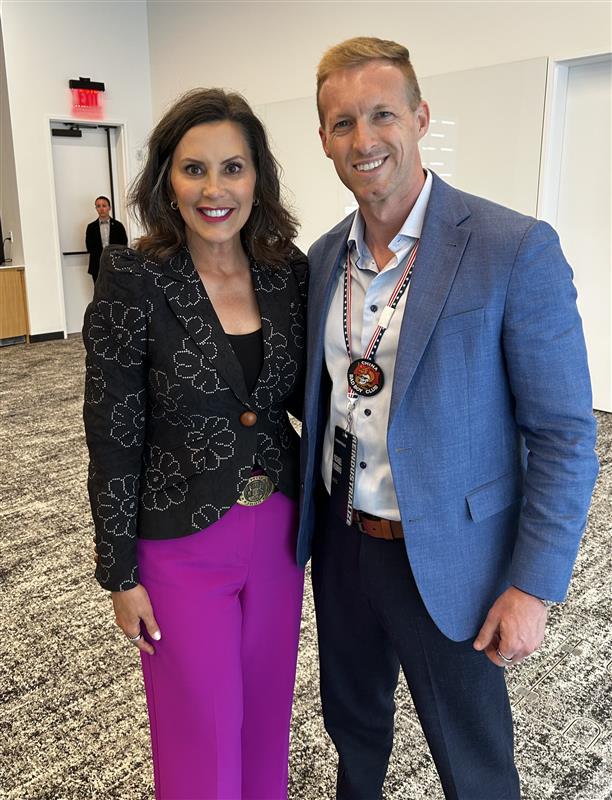MRobbinsAUVSI's tweet image. Making news with @GovWhitmer today at @reindsummit establishing the @migovernment Advanced Air Mobility Initiative to advance statewide testing, industrialization, & safe deployment of drones and broader advanced aviation technologies. @MEDC @AUVSI