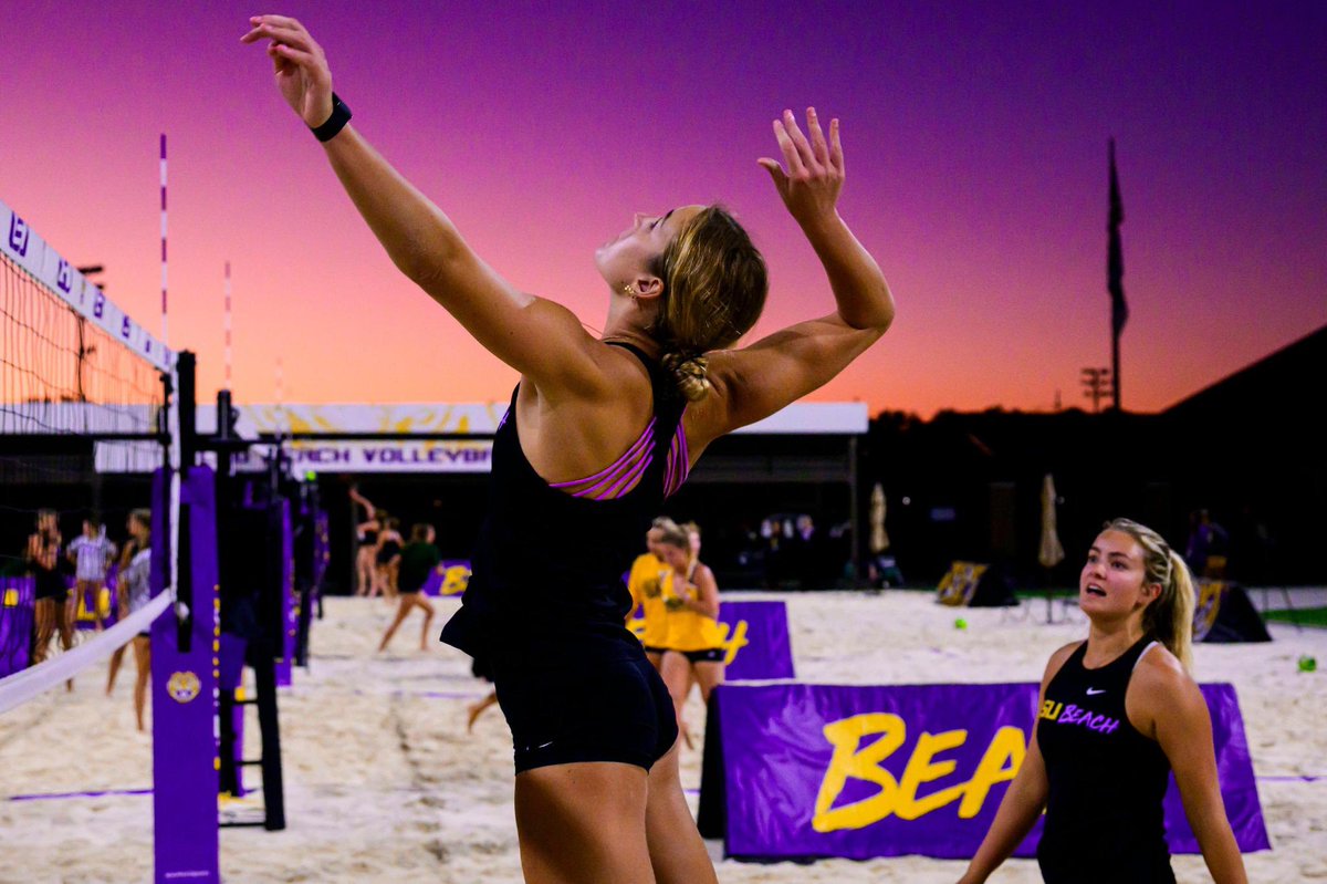 LSUBeachVB's tweet image. Golden Hour at Death Volley. Our Dream Date. Cute. 🥰