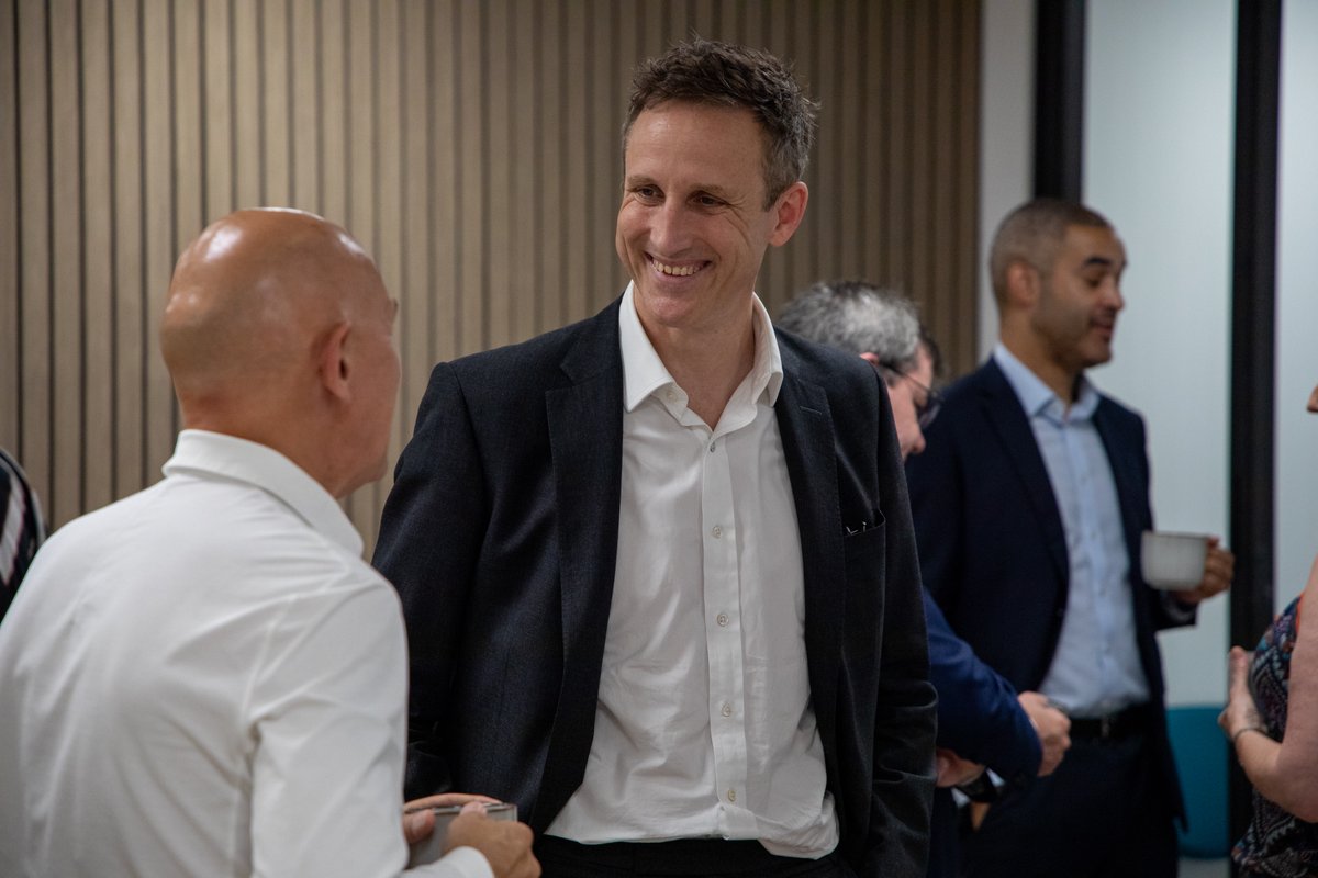 iNHouseComms's tweet image. A fascinating discussion today with the Director General of the Industrial Strategy, Sam Lister. Our iNSights roundtables help build new partnerships and deliver valuable intelligence to shape client strategies. We love hosting them!