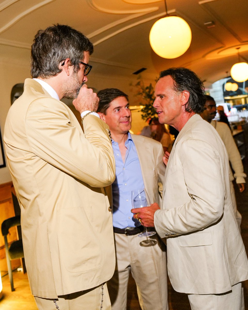 A night of style, conversation, and Italian elegance.
Canali and <a href="/GQMagazine/">GQ Magazine</a>  came together in New York for a dinner celebrating craftsmanship, culture, and connection — with Stefano Canali, #WillWelch &amp; #WaltonGoggins leading the table.

#Canali1934 #InnerBeauty