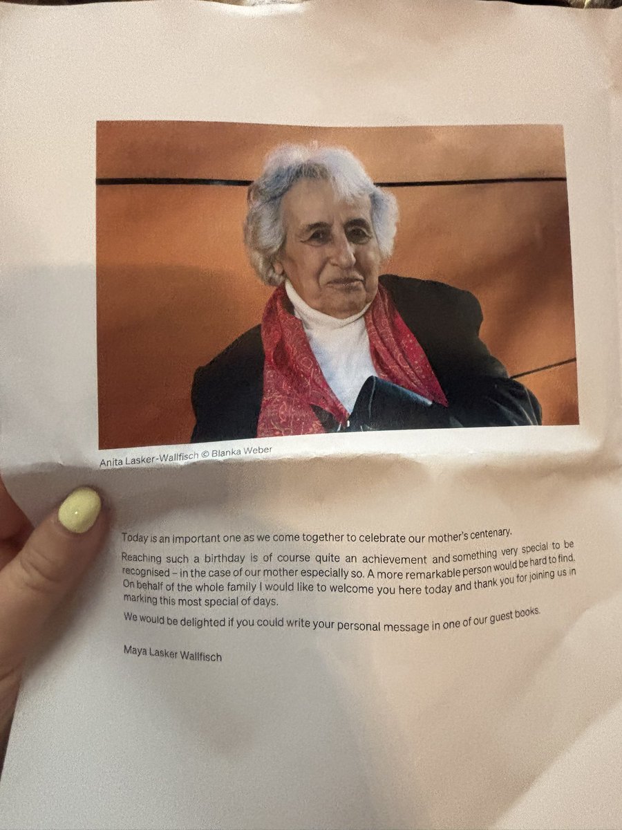 KarenPollock100's tweet image. What a privilege to celebrate this incredible woman on her 100th birthday. And to listen to such beautiful music, much of it performed by her talented family.
Happy 100th birthday Anita!
@HolocaustUK @wigmore_hall