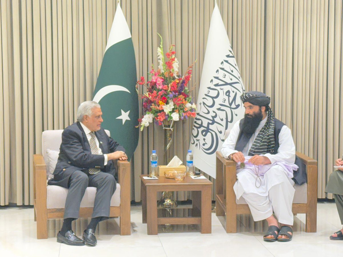AmbassadorSadiq's tweet image. A meeting between the Deputy Prime Minister / Foreign Minister, Senator Mohammad Ishaq Dar and Mr. Sirajuddin Haqqani, Acting Interior Minister of Afghanistan took place on the sidelines of the signing ceremony for the Framework Agreement on Joint Feasibility Study of the UAP…