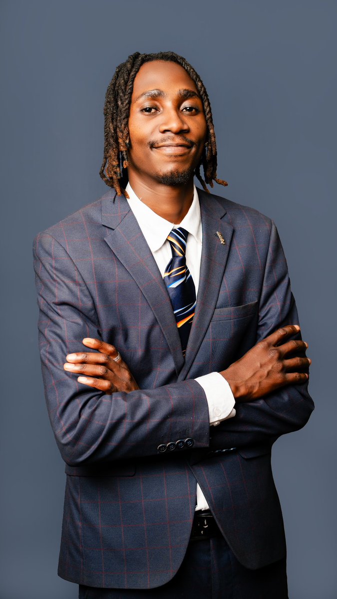 R_peels's tweet image. The fight against Crystal Meth &amp;amp; Kambwa in our communities is a lost one ,

Hope is scarce for the Basic youth ,to survive this pandemic is a reason to smile &amp;amp; inspire others .

Tracklist 18 July .‼️

PRESIDENTIAL CANDIDATE ALBUM 29 July 📌