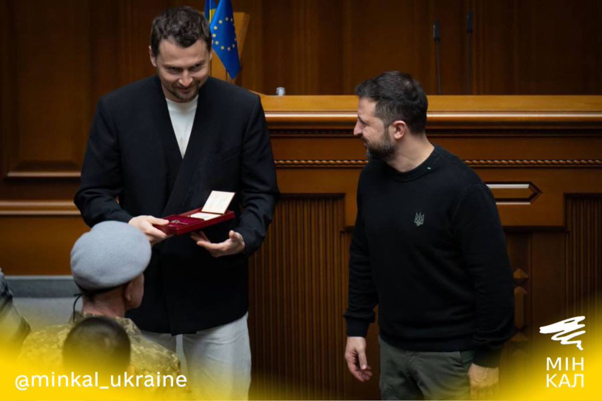 minkal_ukraine's tweet image. ⚡️В новому уряді до підпорядкування нашого міністерства і під керівництво нашого справедливого, ефективного, талановитого та сексуального міністра Артема Бородатюка, також передали міністерство фінансів
Відтепер усі жарти про податки на цьому каналі можна вважати офіційними…