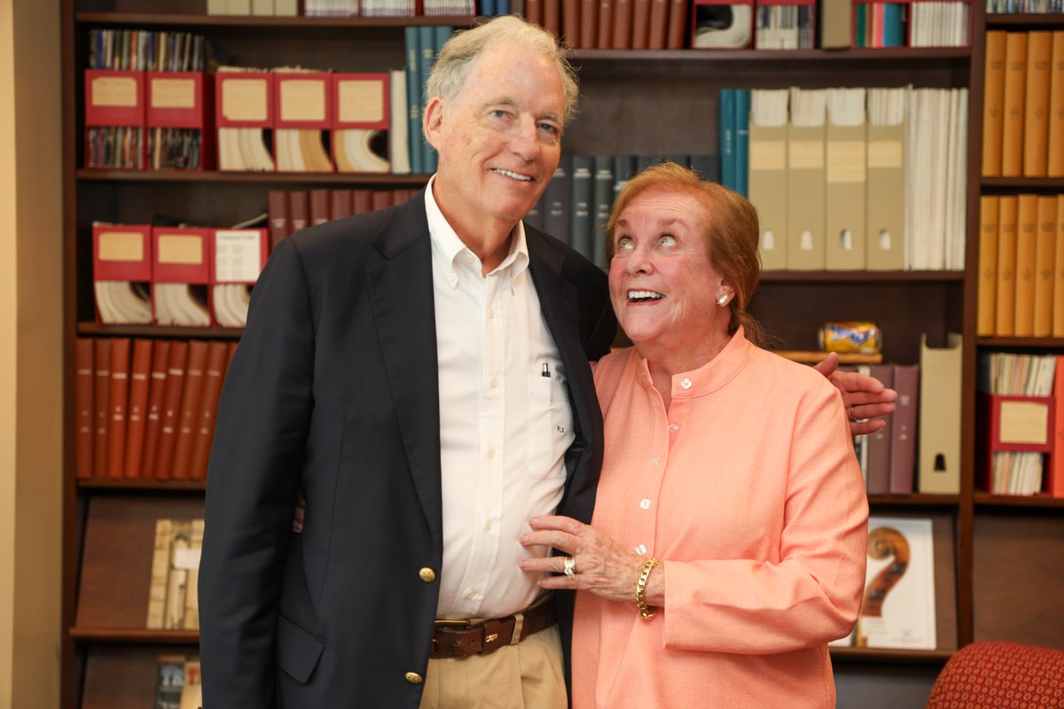 ColumbusState's tweet image. 🌟Columbus-born artist Ann Strub has committed the largest individual gift in CSU history. Her multi-million-dollar estate gift will support art, music, and archives, preserving creativity and history for future students. news.columbusstate.edu/posts/largest-…