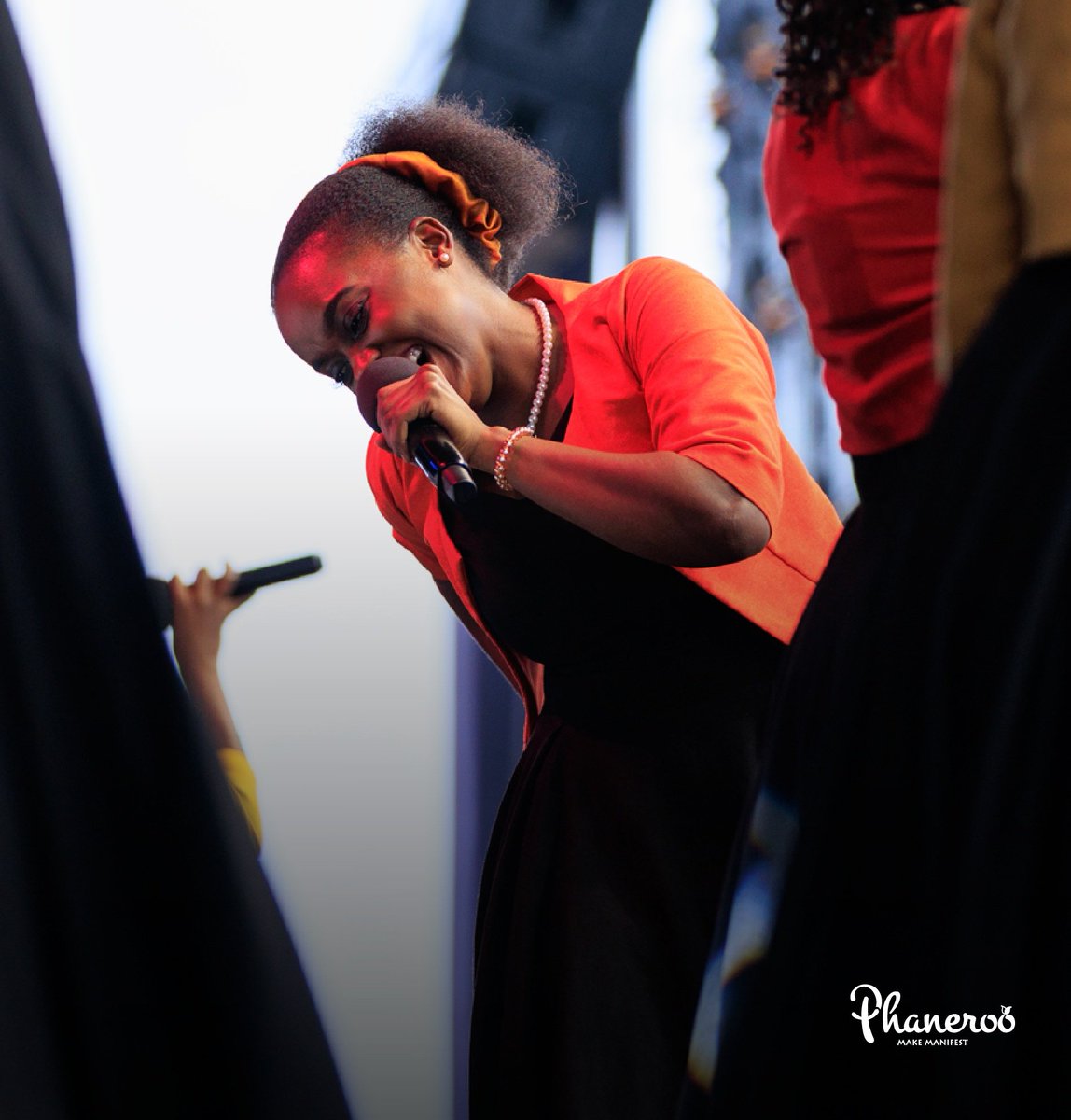 Mirembe1Joy's tweet image. What an authentic and lovely shot!!! 😎🫡🙌 Sometimes all you need is a Thursday evening at Phaneroo! #PhanerooAt11
