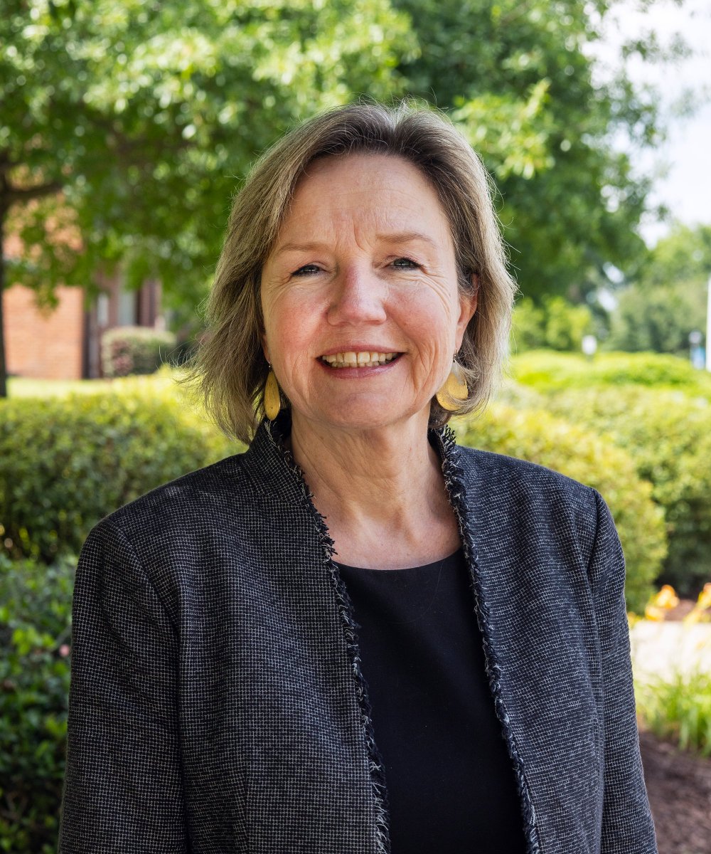 AUG - School of Public Health (@aug_sph) on Twitter photo Dean Teresa M. Waters, PhD, was part of a study funded by <a href="/theNCI/">National Cancer Institute</a> that showed women battling breast cancer and had a tough time during the COVID-19 pandemic were less likely to take their cancer medication regularly.
📕 Read the full publication - bit.ly/4kIjCVO Dean Teresa M. Waters, PhD, was part of a study funded by <a href="/theNCI/">National Cancer Institute</a> that showed women battling breast cancer and had a tough time during the COVID-19 pandemic were less likely to take their cancer medication regularly.
📕 Read the full publication - bit.ly/4kIjCVO
