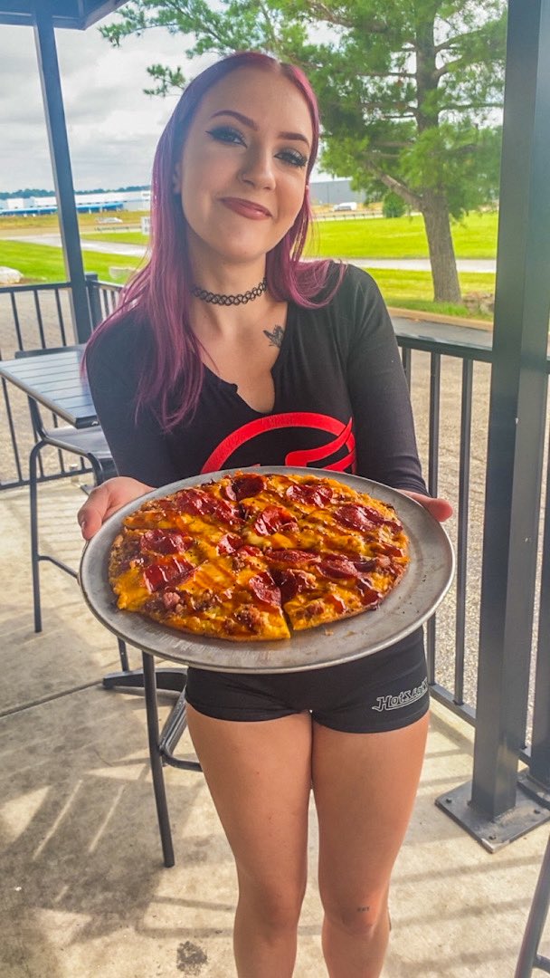 Feelin pizza today? We got you covered with the #STL original. 🍕