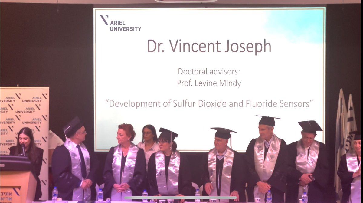 _LevineLab's tweet image. The only thing that would make this better would be if Vincent was still at Ariel to participate in person. @AUChemSciences @arieluniversity @Vincent01306359