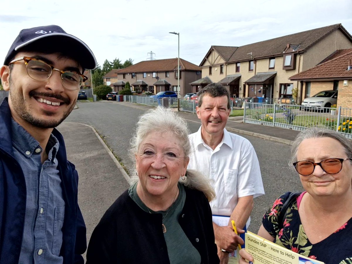 alexgill_'s tweet image. Back out in Whitfield canvassing for the SNP. Always great to speak to people about the issues that matter to them — and most importantly, about independence!