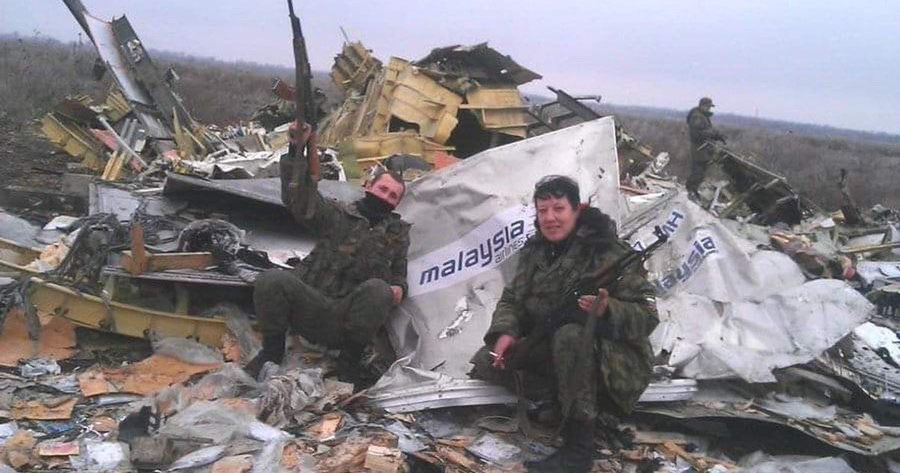 Dokładnie 11 lat temu Rosjanie zestrzelili nad Ukraina lot  MH17 linii Malaysia Airlines zabijając 298 osób.

Ponizsze obrazki przypominam sobie za każdym razem jak zaczynam w jakikolwiek sposób współczuć Rosjanom.  

1/