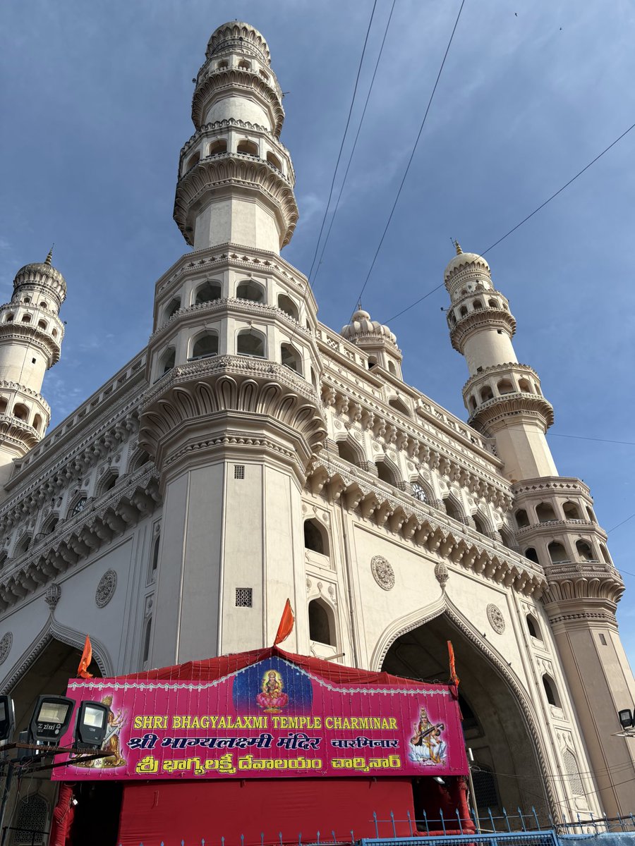 prtmdath's tweet image. “Desam antey matti kadhoy -Desam antey manushuloy”!!
My Country Itself reflects the Diversity!!!
Nothing with Religions..
Nothing with languages….
One race ,one nation, lets be united!
India will no more tolerate selfish politicians……
#india 
#LanguageImposition